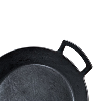 Geschmiedete Servierpfanne, hoher Rand